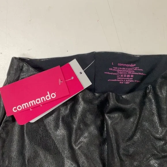 COMMANDO Faux Leather Flared Legging 

U1-43 - Picture 7 of 7